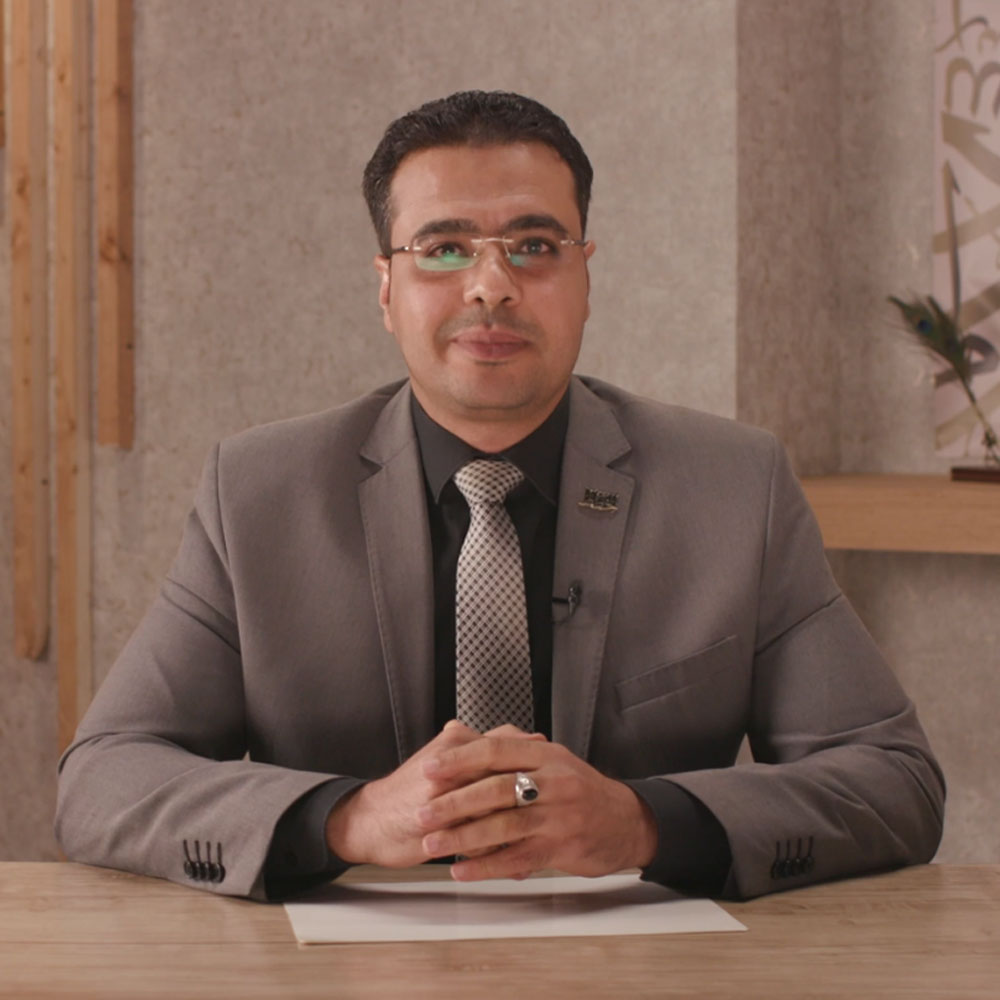 Calligrapher Dr. Bilal Mukhtar