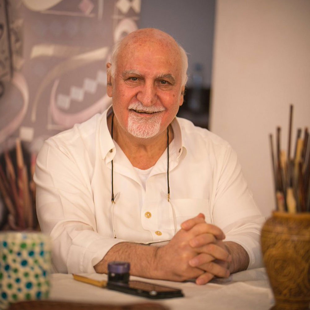 Calligrapher Mustafa Al-Najjar