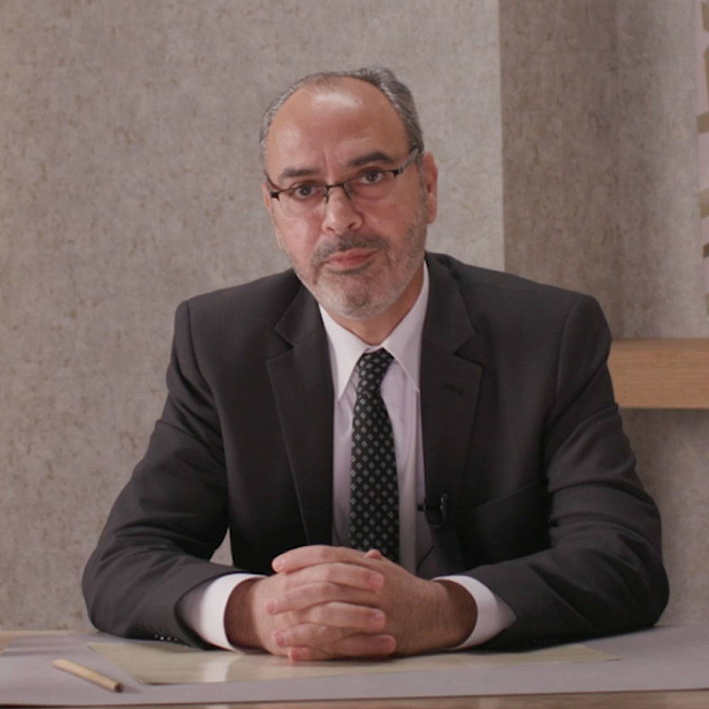 Calligrapher Anas Turkmani
